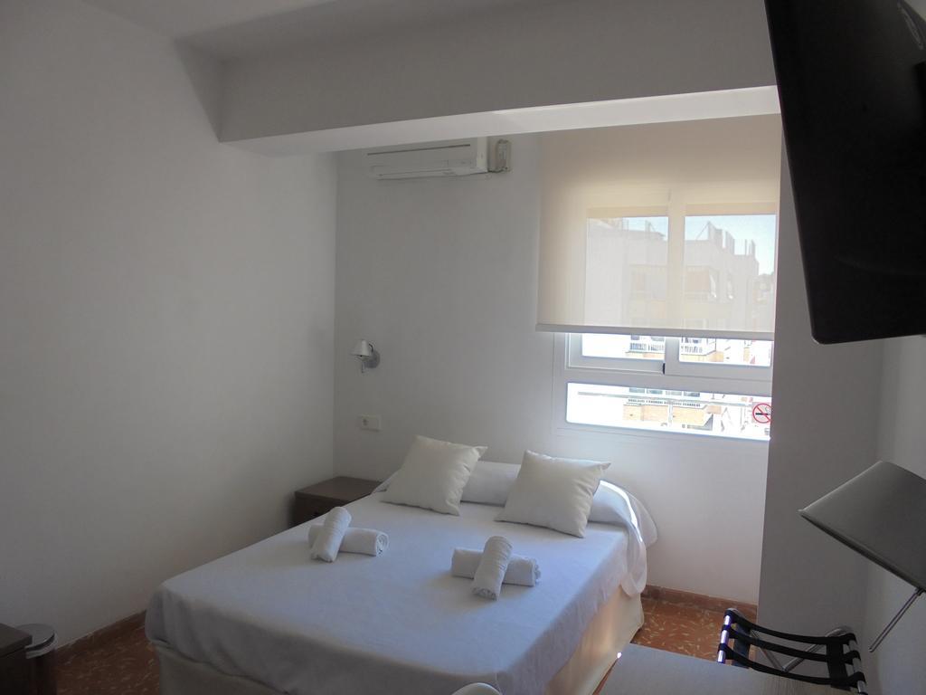 Huéspedes Sa Font Pensión Ibiza